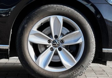 Volkswagen Passat B8 Variant Facelifting 2.0 TSI 190KM 2022 Volkswagen Passat LED Travel Assist Navi Easy OpenClose Salon PL FVAT, zdjęcie 4