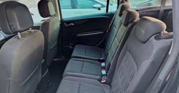 Opel Zafira C Tourer 1.4 Turbo ECOTEC 140KM 2016 Opel Zafira Opel Zafira 1.4 T Cosmo 1.4 Benzyna 140KM, zdjęcie 13