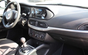 Fiat Tipo II Sedan 1.4 95KM 2018 Fiat Tipo Kupuj Taniej. Tylko 42tys.km. 1.4 Benzyna 95KM, zdjęcie 13