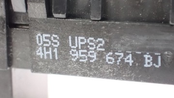 4H1959674BJ PANEL PŘEPÍNAČŮ DESKY AUDI A8 D4