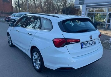 Fiat Tipo II Station Wagon 1.6 MultiJet 120KM 2017 Fiat Tipo Fiat Tipo 1.6 MultiJet DCT Lounge 1.6 Diesel 120KM, zdjęcie 6