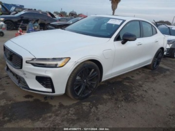 Volvo S60 III 2024 Volvo S60 Recharge Plug-In Hybrid T8 Ultimate Black Edition, 2024r., 4x4,, zdjęcie 1