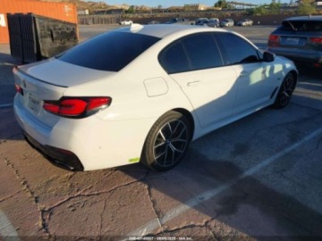 BMW Seria 5 G90-91 2023 BMW Seria 5 530e 2023 2.0l 2.0 Hybryda 181KM, zdjęcie 4