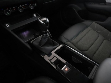 Citroen C4 III SUV 1.2 PureTech 130KM 2020 Citroen C4 klima auyo navi kamera i czujniki, zdjęcie 28