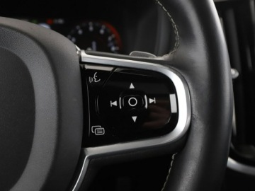 Volvo S60 III 2019 Volvo S60 FV23% R-Design PHEV T8 automat AWD, zdjęcie 29