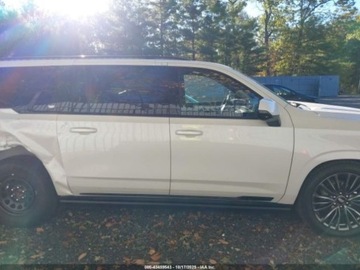 Cadillac Escalade III 2025 Cadillac Escalade esv sport platinum, 2025r., 4x4, 6.2L 6.2 Benzyna 420KM, zdjęcie 2