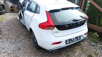 VOLVO V40 12- VÍKO KUFRU KUFRU ZADNÍ 707-46