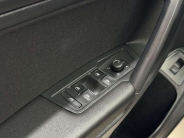 Volkswagen Tiguan Allspace SUV Facelifting 2.0 TDI SCR 150KM 2022 Volkswagen Tiguan Allspace Allspace Elegance 4Motion Hak Kamera cofania, zdjęcie 21