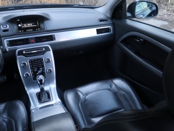 Volvo V70 III Kombi Facelifting 2.0 D4 DRIVE-E 181KM 2015 Volvo V70 D4, 178 KM, Automat, Skóra, Navi, Xenon, zdjęcie 7