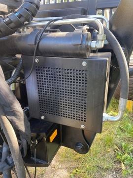 CHŁODNICA OLEJU HYDRAULICZNEGO 120 l HDS w obudowie metalowej
