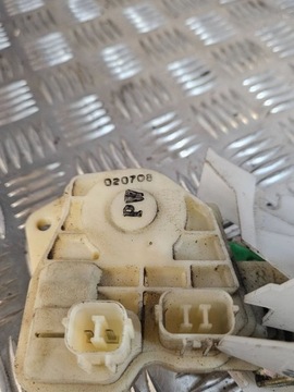 HONDA JAZZ 2005 PRAVÁ STRANA ZÁMEK DVEŘE PŘEDNÍCH