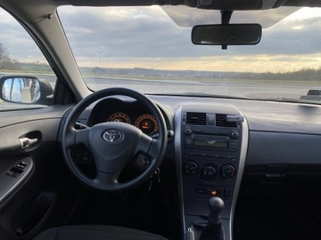 Toyota Corolla X Sedan 1.6 i 16V VVT-i 124KM 2007 Toyota Corolla Zarejestrowany Benzyna Mały, zdjęcie 7