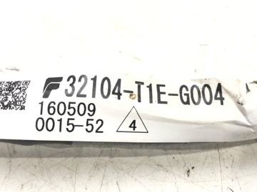 HNÍZDO USB HONDA CR-V IV 32104-T1E-G004