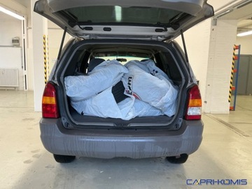 Mazda Tribute I 2.0 16V 124KM 2002 Mazda Tribute 2.0i 4x4 136 tys km Bezwypadkowa 2.0 Benzyna 124KM, zdjęcie 13