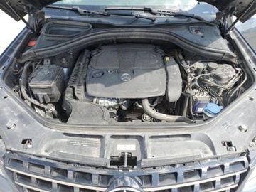 Mercedes Klasa M W166 2014 Mercedes-Benz ML 2014 MERCEDES-BENZ ML 350 silnik 3.5 L 3.5 Benzyna 302KM, zdjęcie 11