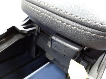 RENAULT LAGUNA III ЦЕНТРАЛЬНЫЙ ТУННЕЛЬ ПОДЛОКОТНИК