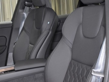 Volvo XC60 II Crossover Plug-in Facelifting 2025 2.0 T8 Plug-in hybrid 455KM 2026 VOLVO XC60 T8 Plug-In Hybrid AWD Plus Dark Suv 2.0 (455KM) 2026, zdjęcie 3