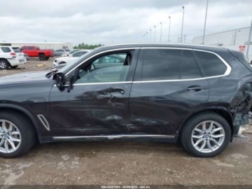 BMW X5 G05 2021 BMW X5 2021 BMW X5 xDrive45e Plug-In Hybrid 3.0 Benzyna 282KM, zdjęcie 13