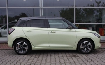 Suzuki Swift VI Hatchback Facelifting 1.2 DualJet SHVS 83KM 2025 Suzuki Swift DEMO Elegance 1.2 mild Hybrid 2WD CVT 1.2 Hybryda 83KM, zdjęcie 8