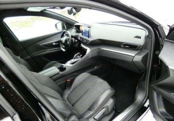 Peugeot 5008 II Crossover 1.6 THP 180KM 2019 Peugeot 5008 Peugeot 5008 1.6 PureTech GT Line SampS EAT8 1.6 Benzyna, zdjęcie 20