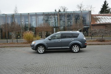 Mitsubishi Outlander II 2.2 DID DOHC 156KM 2007 Mitsubishi Outlander 2.2DiD 2007r 7os. Skóra, zdjęcie 2
