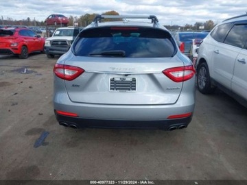 Maserati Levante 2017 Maserati Levante S 2017 3.0l 3.0 Benzyna 424KM, zdjęcie 2