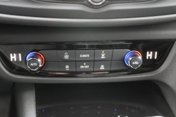 Opel Insignia II Sports Tourer Facelifting 2.0 Diesel 174KM 2021 Opel Insignia Sports Tourer Salon Polska Gwarancja, zdjęcie 27