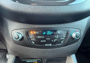 Ford Tourneo Courier I Mikrovan 1.0 EcoBoost 100KM 2017 Ford Tourneo Courier Ford Tourneo Courier Benzyna 100KM, zdjęcie 16