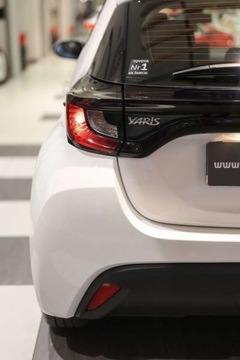 Toyota 2024 Toyota Yaris 1.5 Comfort 1.5 Benzyna 125KM, zdjęcie 17