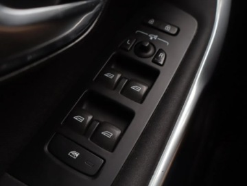 Volvo S40 II 2017 Volvo V40 2.0 D2, Navi, Klima, Klimatronic, zdjęcie 16