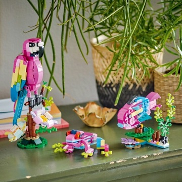 НАБОР LEGO CREATOR ЭКЗОТИЧЕСКИЙ РОЗОВЫЙ ПОПУГАЙ 3 В 1 31144