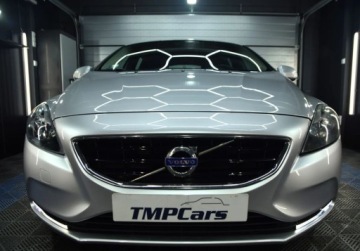 Volvo V40 II Cross Country 2.0 D2 DRIVE-E 120KM 2015 Volvo V40 Volvo V40 2.0 Diesel 120 KM 2.0 Diesel 120KM, zdjęcie 9