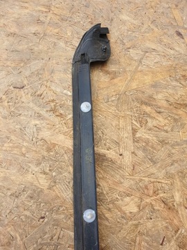 ПРОКЛАДКА ЦЕНТРАЛЬНОЙ СТОЙКИ TRAFIC VIVARO III ЛЕВАЯ