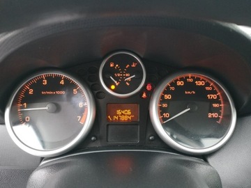 Peugeot 207 Hatchback 5d 1.4 16V 88KM 2007 Peugeot 207 1.4 16V 88KM Klimatyzacja Isofix, zdjęcie 12