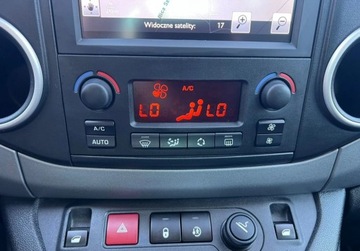 Citroen Berlingo II Combi Facelifting 2015 1.6 BlueHDi 120KM 2018 Citroen Berlingo 1.6 HDI 120 KM LED Nawigacja Tempomat Klima Sensor 1.6, zdjęcie 21