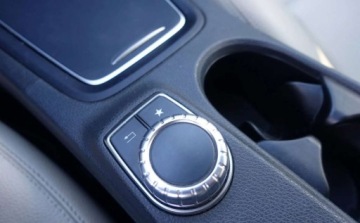 Mercedes Klasa B W246 Sports Tourer 180 BlueEFFICIENCY 122KM 2015 Mercedes-Benz Klasa B 180 1.6 122KM LIFT Automat Full LED Skora Niski prze, zdjęcie 21