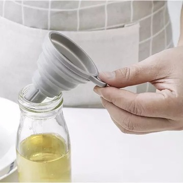 УНИВЕРСАЛЬНАЯ СКЛАДНАЯ СИЛИКОНОВАЯ ВОРОНКА RUHHY