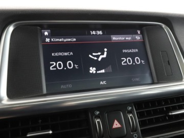 Kia Optima II Sedan PHEV 2.0 GDI 205KM 2016 Kia Optima PHEV automat skóra full LED navi klima, zdjęcie 27
