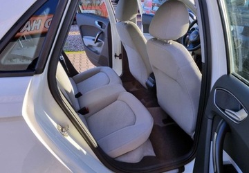 Audi A1 I 2012 Audi a1 1,2 TFSI 90KM 5-drzwi Serwis 1.2 Benzyna 90KM, zdjęcie 23