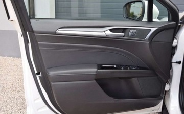 Ford Mondeo V Kombi 2.0 TDCi 150KM 2017 Ford Mondeo 2.0 TDCI PowerShif TITANIUM Edition Lopatki Navi Alum Pdc, zdjęcie 17