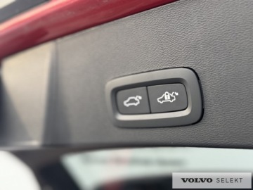 Volvo XC40 Crossover Facelifting 2.0 B3 163KM 2025 Volvo XC 40 B3 Core | Fusion Red | BLIS | Serwis A, zdjęcie 29