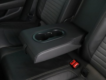 Volkswagen Passat B8 Variant 2.0 TDI BlueMotion SCR 150KM 2019 Volkswagen Passat DSG R-Line interior pack klima, zdjęcie 38