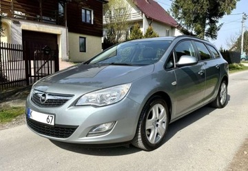 Opel Astra Opel Astra 2.0 CDTI DPF SportsToure...