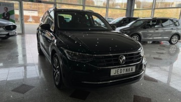 Volkswagen Tiguan II SUV Facelifting 2.0 TDI 150KM 2022 Volkswagen Tiguan Kamera Nawigacja Full LED Elektryczna klapa MOZLIWA ZAMI, zdjęcie 17