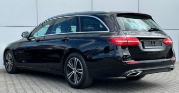 Mercedes Klasa E W213 Kombi 2.0 220d 194KM 2020 Mercedes-Benz Klasa E 4 Matic Automat Led Parktronic Kamera Navi Vir, zdjęcie 9