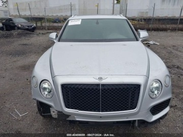 Bentley Bentayga 2019 Bentley Bentayga V8 2019 4.0l 4.0 Benzyna 542KM, zdjęcie 7