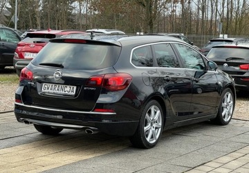 Opel Astra J Sports Tourer Facelifting 2.0 BiTurbo CDTI 195KM 2014 Opel Astra 2.0Biturbo 194KM Sport Xenon Led Navi Kamera Stan Bdb OPLACONY, zdjęcie 8