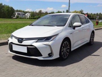 Toyota Corolla XII Sedan 1.8 Hybrid 122KM 2019 Toyota Corolla 1.8 Hybrid, Salon Polska, zdjęcie 1