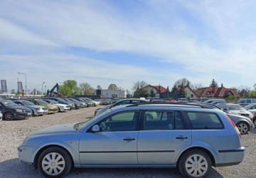 Ford Mondeo III Kombi 1.8 16V 125KM 2004 Ford Mondeo Ford Mondeo 1.8 Benzyna 125KM, zdjęcie 1