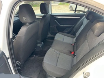 Skoda Octavia III Liftback 1.2 TSI 105KM 2014 Skoda Octavia 1.2 TSI Active 105KM 2014r, zdjęcie 20